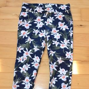 Old navy the pixie PANTS 4 navy blue floral the LE